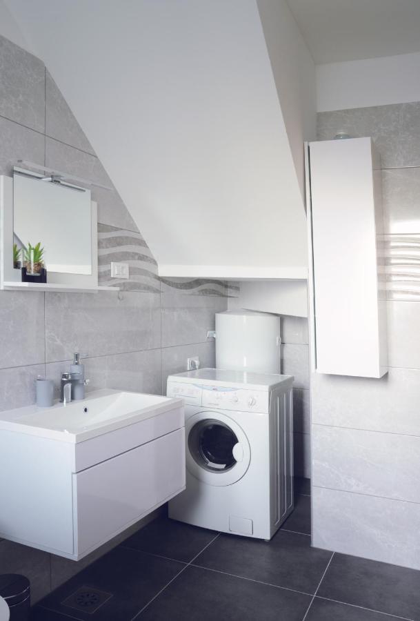 Vrhpolje Apartma Kmetija Rovan מראה חיצוני תמונה